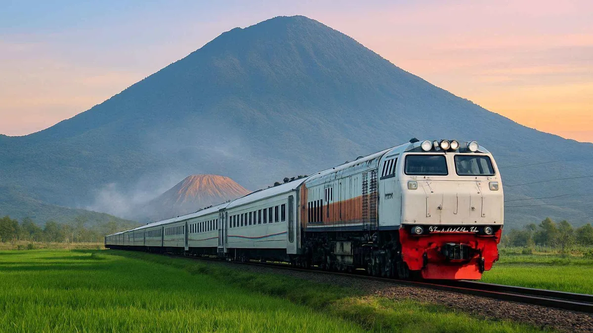 Train crossing East Java on a Bromo and Mount Ijen tour by rail from Yogyakarta